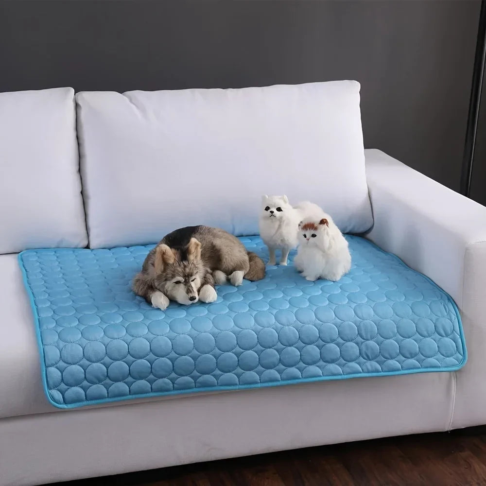 Pet Cooling Mat, Pressure-Activated Gel Pad